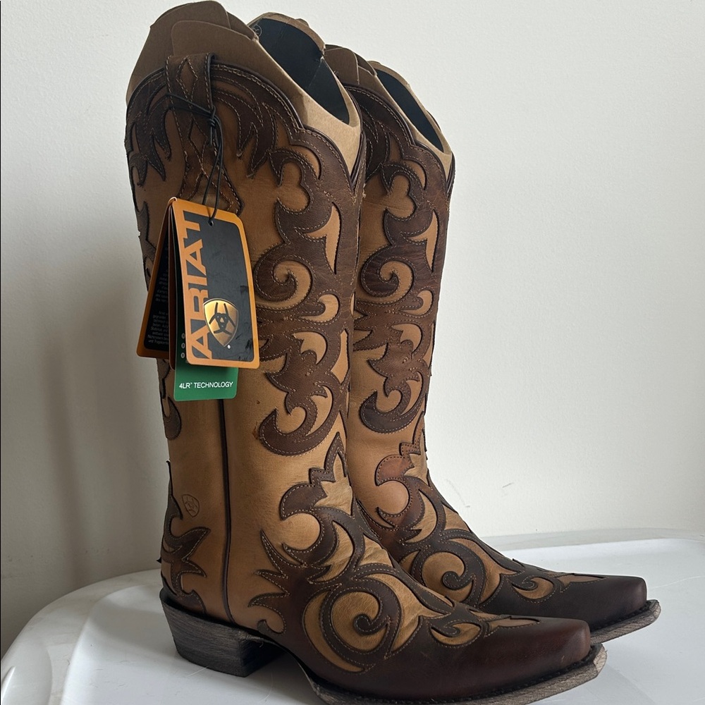 Ariat Sevilla Weathered Western Boot Snip Toe Leather Boots (X-Toe) Size 6.5B